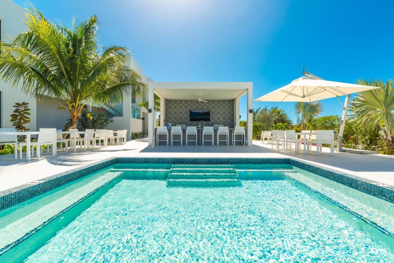 H2O Lifestyle Resort Long Bay Bagian luar foto