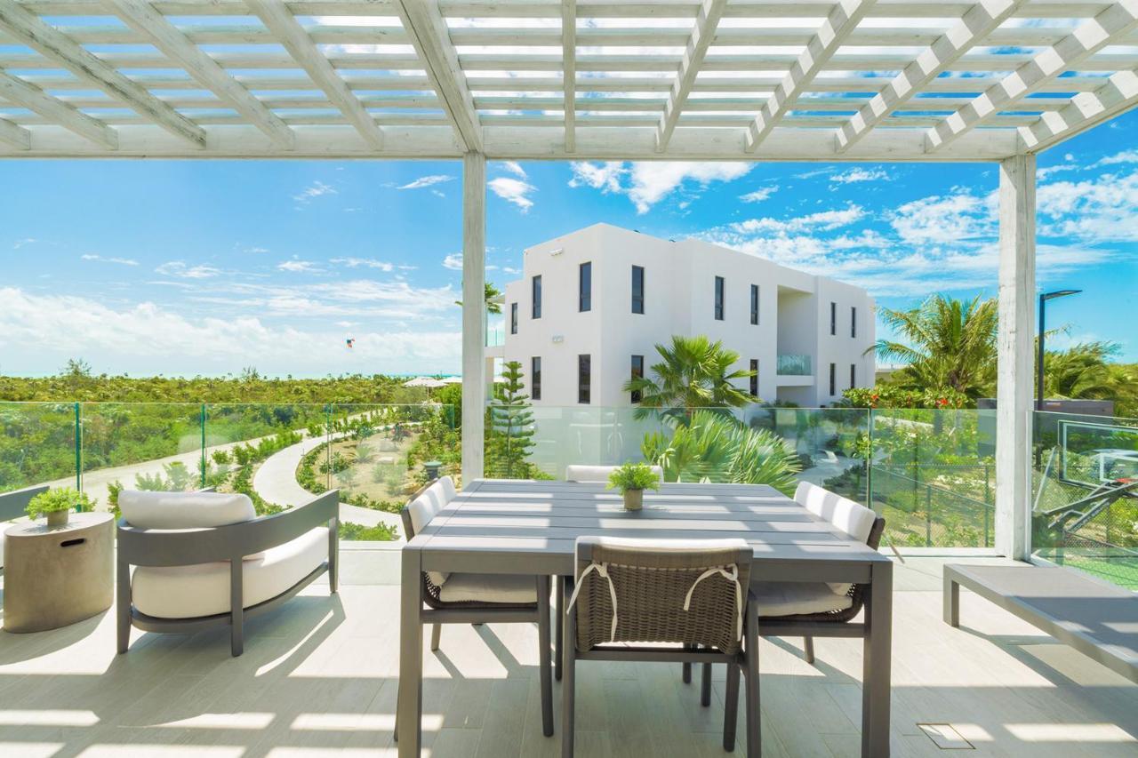 H2O Lifestyle Resort Long Bay Bagian luar foto